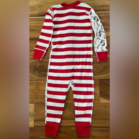 Hanna Andersson Toddler Peanuts Snoopy Christmas Sleeper Pajamas Size 85 CM 2t - Picture 2 of 4